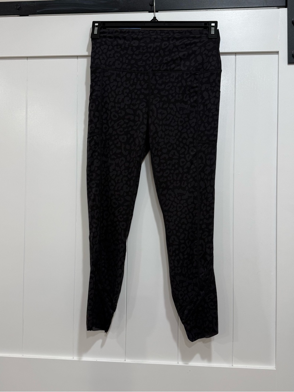High-Waist Black Leopard Print Leggings